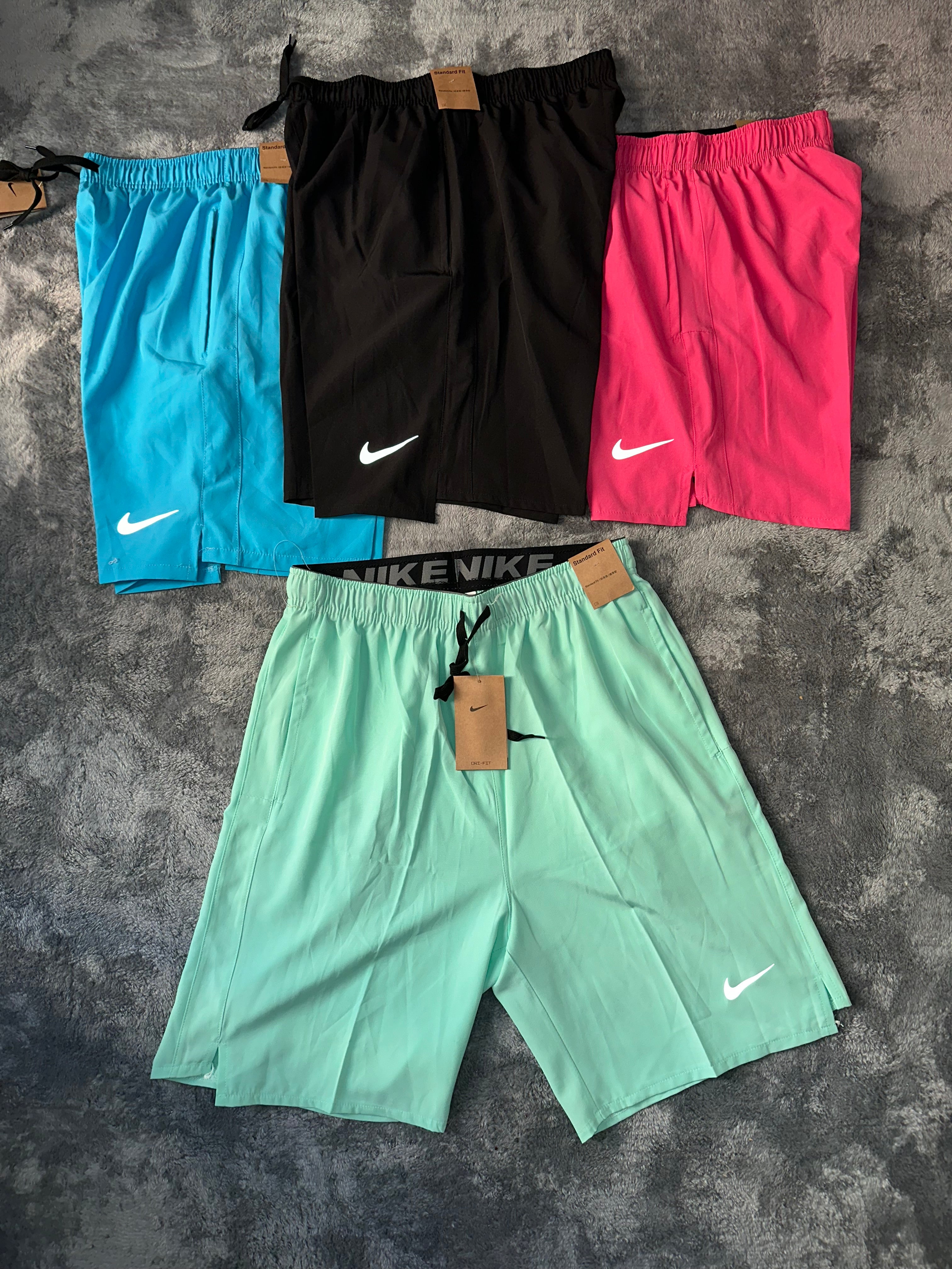 Nike Miller short (mint green)