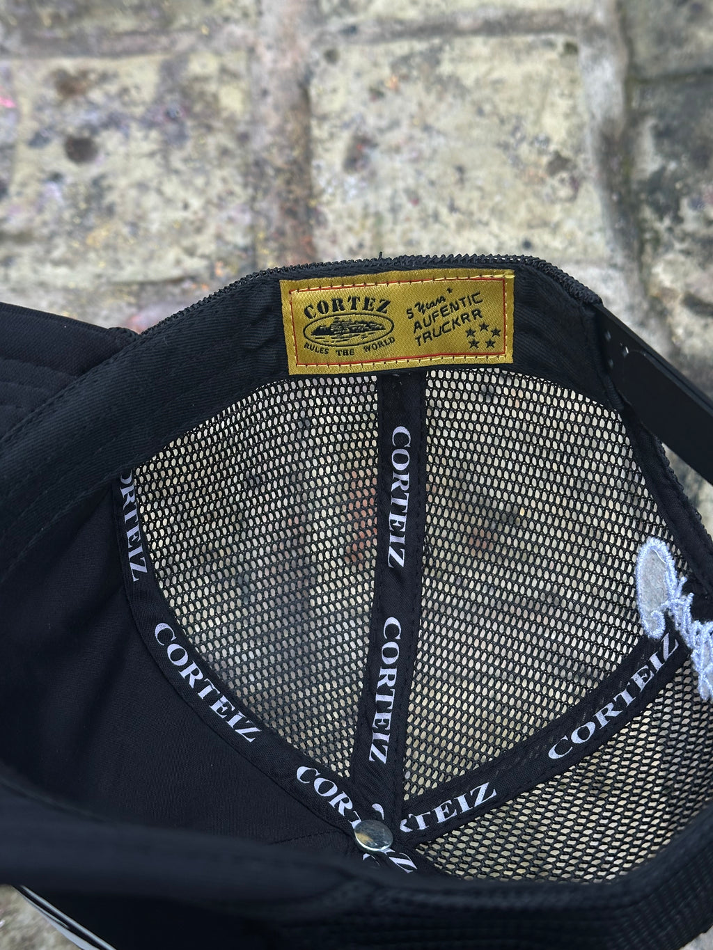 Corteiz Alcatraz Trucker Hat
