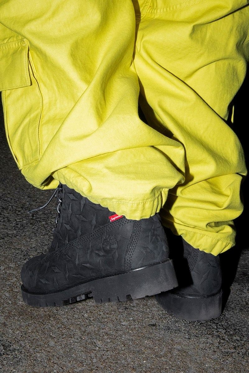 Supreme x Timberland 6-Inch Premium Waterproof Boot Embossed Diamond Plate Wheat BLACK