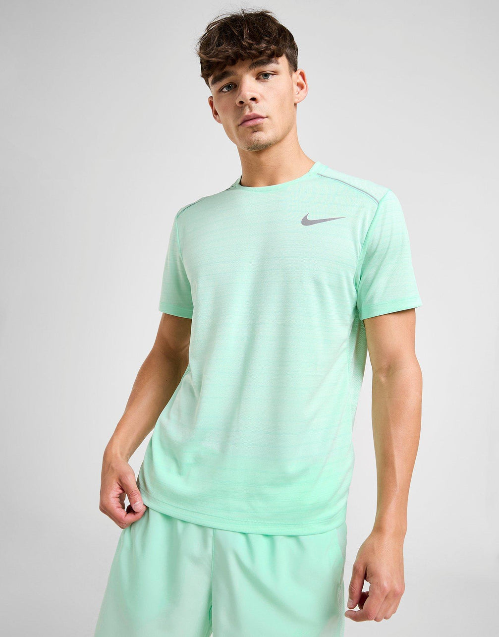 Ensemble Nike Miller